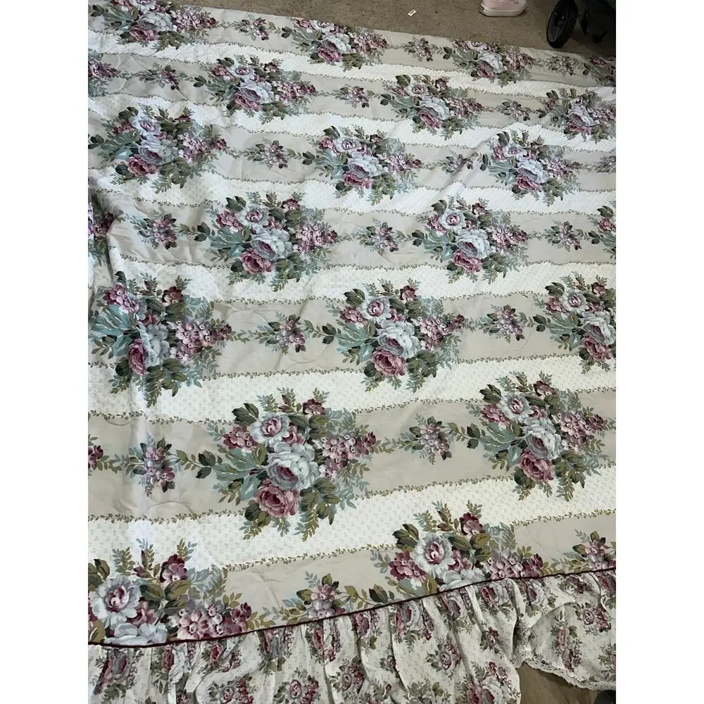 Cottagecore Floral Ruffled Bedspread King Cabbage Rose Shabby Chic